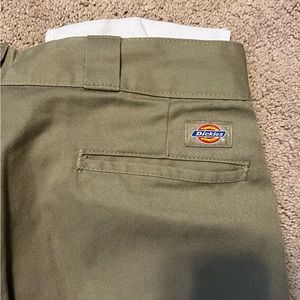 Relaxed khaki Dickies